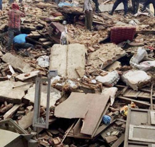 नेपाल भूकंपः मरने वालों की संख्या 7000 के पार, राहत नहीं पहुंचने पर प्रदर्शन तेज