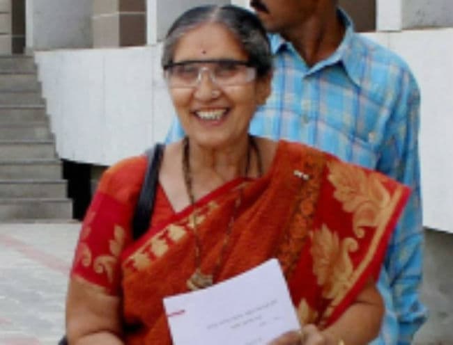 कोर्ट जा सकती हैं पीएम मोदी की पत्नी, सुरक्षा कर्मियों से लगता है डर