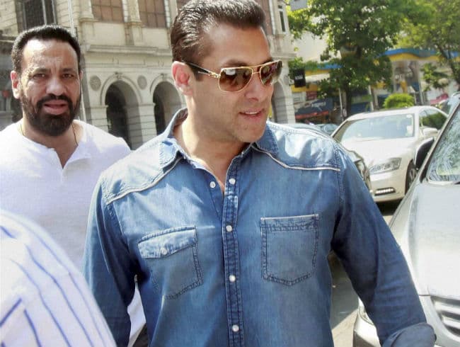 HIT & RUN CASE : बॉलीवुड का 200 करोड़ रुपये दांव पर...