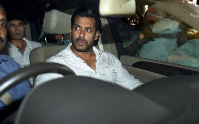 सलमान खान की अंतरिम जमानत के खिलाफ सुप्रीम कोर्ट में याचिका दायर