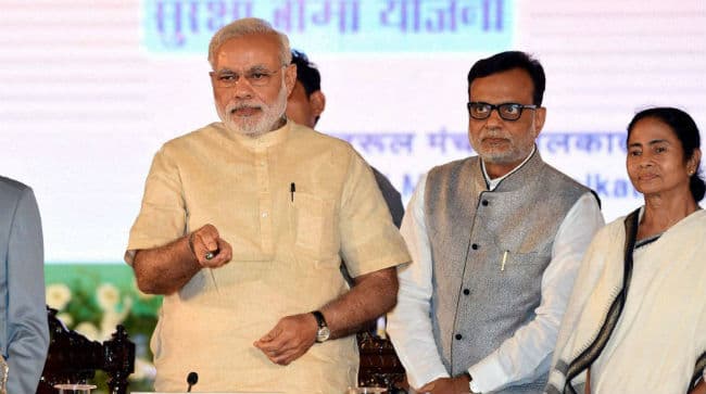 प्रधानमंत्री मोदी ने तीन बडी योजनाओं की शुरुआत की, 12 रुपये में 2 लाख का दुर्घटना बीमा