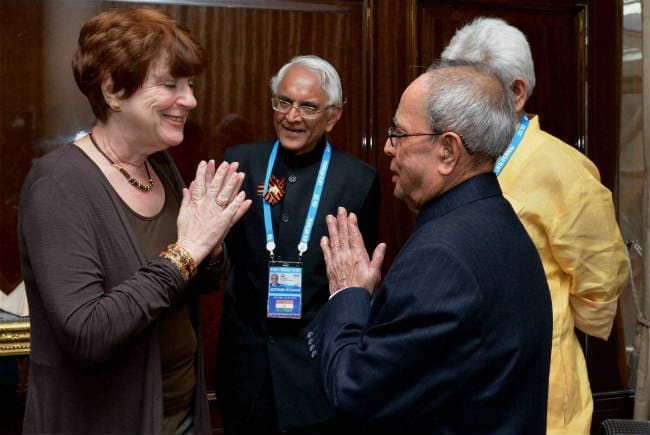 राष्ट्रपति ने विदेशों में बसे भारतीयों को भारत में निवेश के लिए आमंत्रित किया