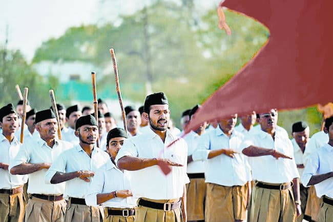 भगवाकरण की घातक प्रक्रिया