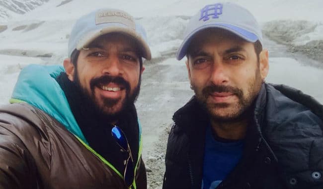 -2 डिग्री सेल्सियस में सलमान कर रहे हैं ''बजरंगी भाईजान'' की शूटिंग, देखें वीडियो