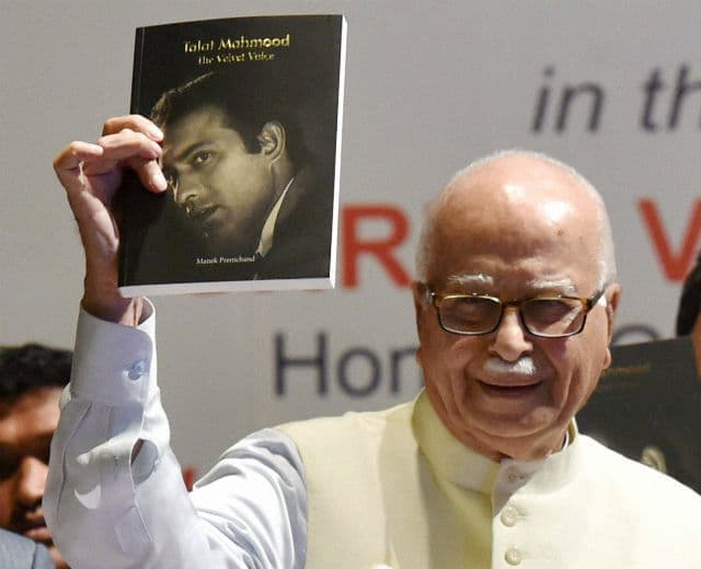 जेल में ट्रांजिस्टर पर गाने सुनकर समय बिताता था-आडवाणी