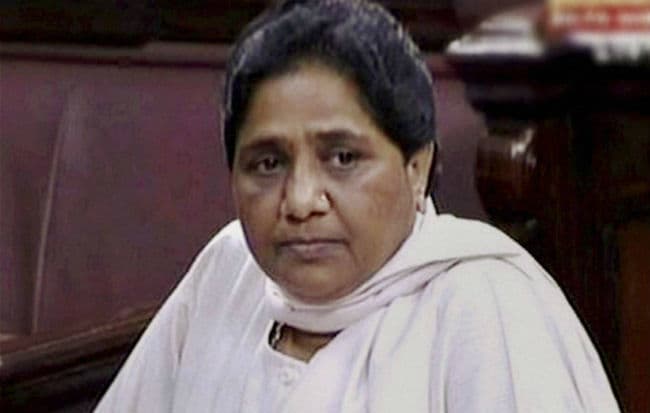 मायावती के जन्मदिन पर गोबर का केक काटने पर दर्ज हुआ मुकदमा