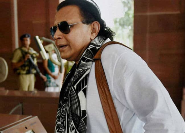 सारधा चिटफंड घोटाला : ईडी ने मिथुन से किये सवाल, अभिनेता ने कहा लौटायेंगे धन