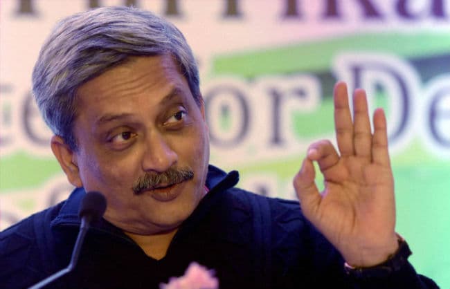 मनोहर पर्रिकर ने कहा, गोलाबारूद की कमी के लिए संप्रग की सरकार ही दोषी