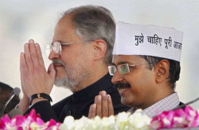 नजीब जंग के साथ दिल्ली सरकार के टकराव को लेकर आज राष्ट्रपति से मिलेंगे केजरीवाल