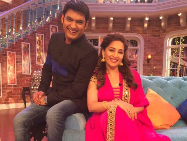 ''कॉमेडी...'' के सेट पर ''धक-धक गर्ल'' माधुरी दीक्षित