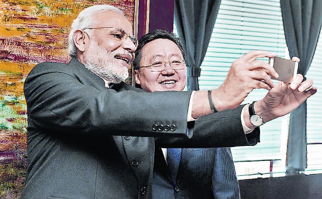 भारतीय कूटनीति का सेल्फीकरण