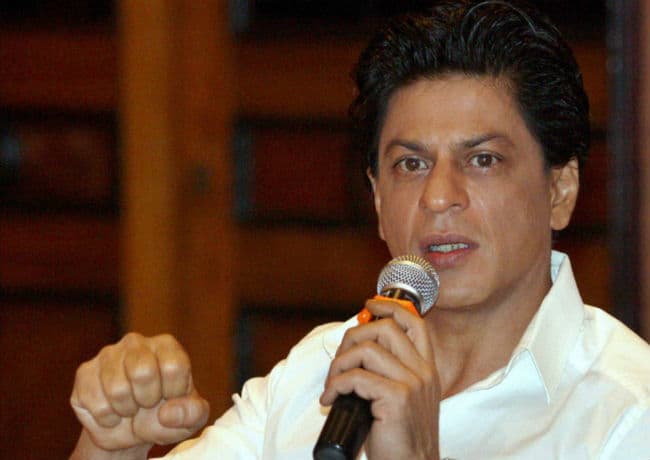 शाहरुख खान के घुटने का हुआ सफल ऑपरेशन, जल्‍द लौटेंगे शूटिंग पर...