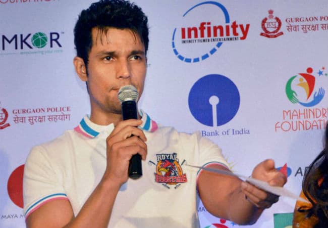 रणदीप हुड्डा ने ठुकराया तीन करोड़ का ऑफर