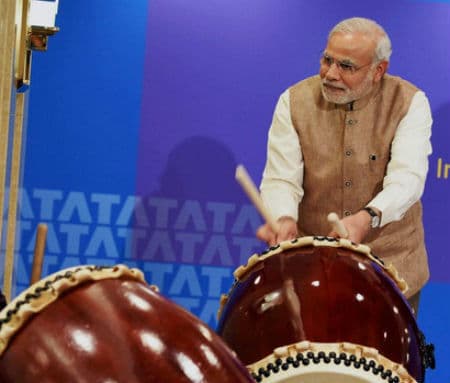 नरेंद्र मोदी सरकार के एक साल पर ब्रिटिश मैगजीन ''द इकोनॉमिस्ट'' ने की खिंचाई, कहा - PM मोदी हैं वन मैंन बैंड...