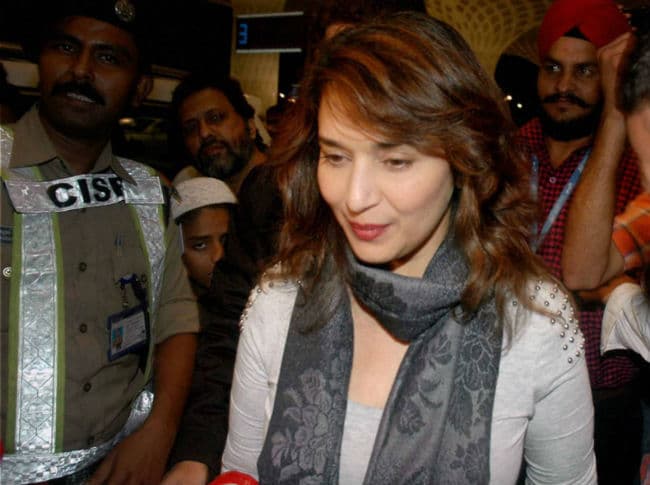 माधुरी के लिए मुसीबत बनी मैगी, मिला एफडीए का नोटिस