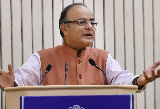 नरेंद्र मोदी सबकी सुनते हैं, पर फैसला वे खुद ही करते हैं : अरुण जेटली