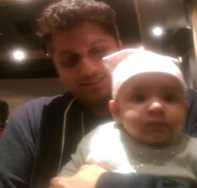 मोहित सूरी की बेटी की पहली तस्वीर आई सामने