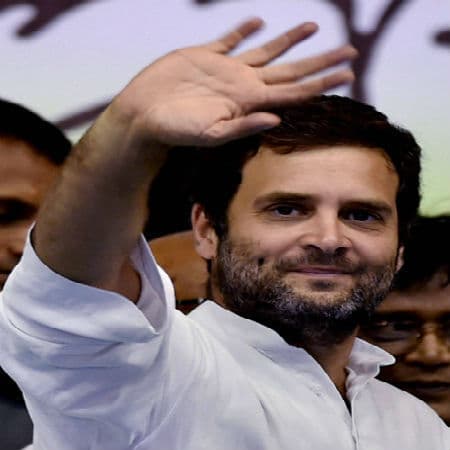 ममता की पीएम के साथ बांग्लादेश यात्रा पर राहुल का निशाना, सूट-बूट के बाद मोदी के योग पर भी उठाया सवाल