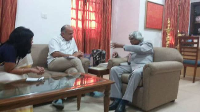 सिसोदिया ने कलाम के साथ शिक्षा पर विचार विमर्श किया