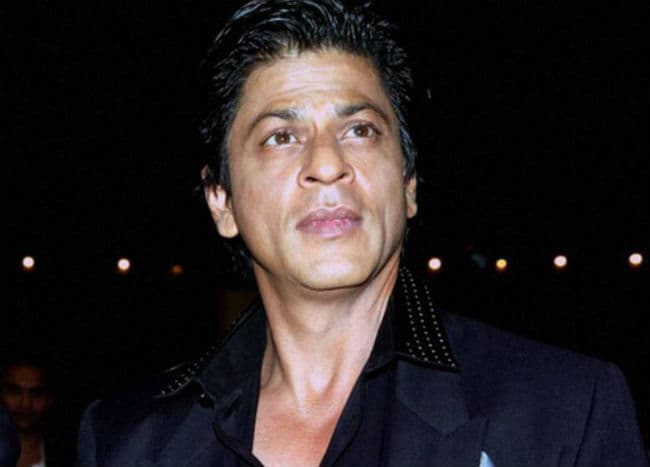 बारिश की वजह से मुश्किल में किंग खान, नयी फिल्‍म ''रईस'' की शूटिंग बाधित