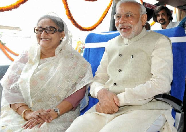 शेख हसीना पर ''एक महिला होने के बावजूद'' टिप्पणी पर सोशल साइट्स पर मोदी की आलोचना