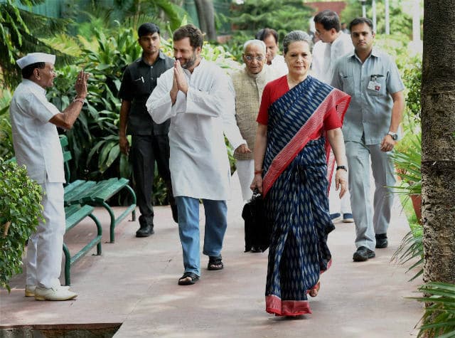 नरेंद्र मोदी के मेक इन इंडिया पर राहुल गांधी का निशाना, शेर बडा है पर उसकी आवाज सुनायी नहीं देती