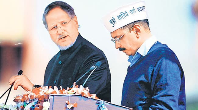 दिल्ली सरकार को परेशान करता केंद्र