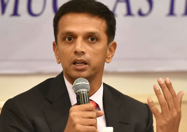 द्रविड बोले, टीम इंडिया का कोच बनने की ख्वाहिश नहीं, नयी जिम्‍मेदारी से खुश हूं