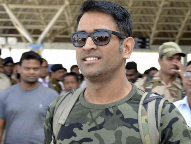 दुनिया के सबसे अमीर खिलाडियों की सूची में धौनी अकेले भारतीय