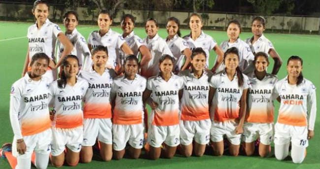रितु रानी की अगुआई में महिला हॉकी टीम विश्व लीग सेमीफाइनल के लिये रवाना