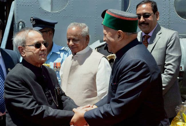 पांच दिन के प्रवास पर हिमाचल प्रदेश पहुंचे राष्ट्रपति प्रणब मुखर्जी