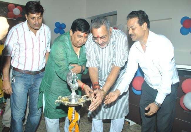 विकास के मामले में राजनीति नहीं करें राज्य सरकार : गिरिराज