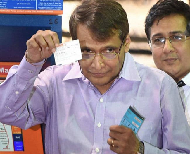 सुरेश प्रभु ने उद्योगपतियों से पीपीपी मॉडल के तहत रेलवे स्टेशनों का विकास करने की अपील की