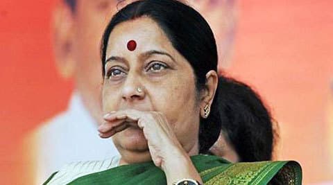 सुषमा स्वराज पर आईपीएल के पूर्व कमिश्नर ललित मोदी की मदद का आरोप