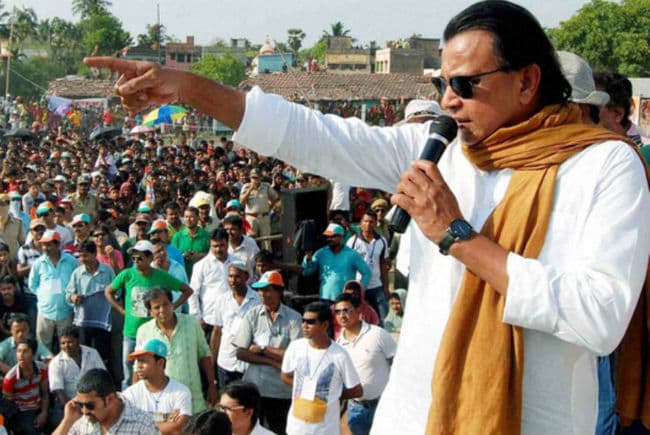 सारधा घोटाला :  मिथुन चक्रवर्ती ने लौटाये ED को 1.19 करोड़ रुपये