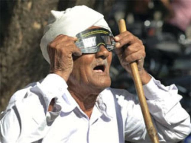 बुजुर्गों के उत्पीड़न में चीन सबसे आगे, भारत में बुजुर्गों का सम्‍मान सबसे अधिक : स्टडी