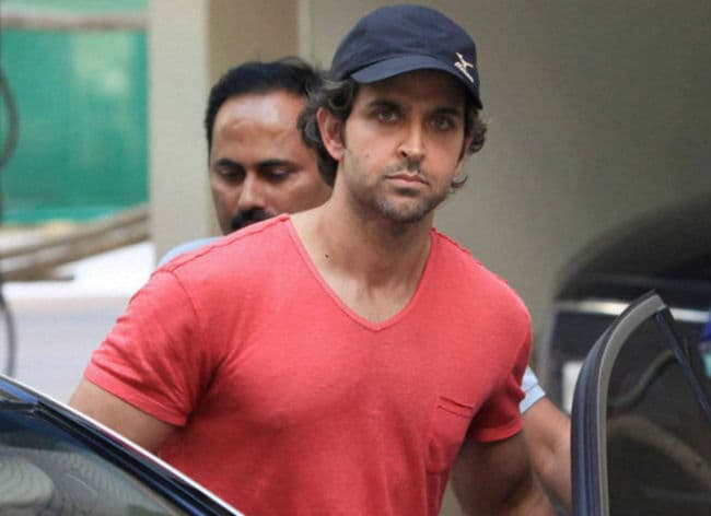 VIDEO : बाघों से लड़ने की ट्रेनिंग ले रहे हैं ''बैंग बैंग'' बॉय रितिक रोशन...