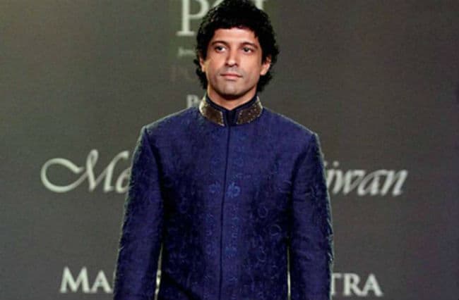 VIDEO : ''लक्ष्य'' के 11 वर्ष पूरे, फरहान ने किया याद...