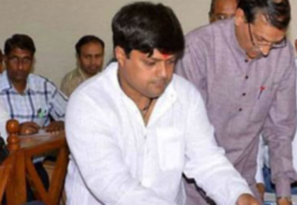 वसुंधरा राजे के पुत्र दुष्यंत सिंह ने किया दावा, मेरी कंपनी ने कुछ भी गैरकानूनी नहीं किया