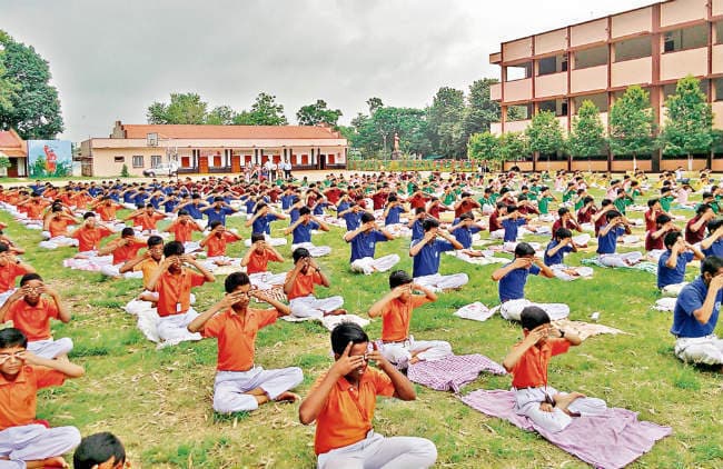 समन्वित योग से स्वस्थ और सुंदर जीवन