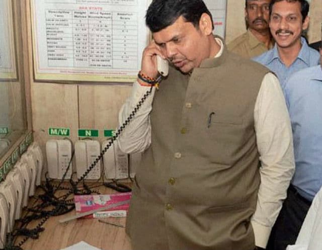 ललित मोदी प्रकरण: महाराष्ट्र के सीएम फडणवीस ने राकेश मारिया से स्पष्टीकरण मांगा