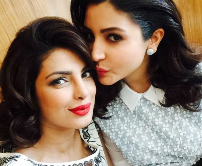 एक करोड़ फॉलोवर के साथ ट्विटर पर प्रियंका चोपड़ा