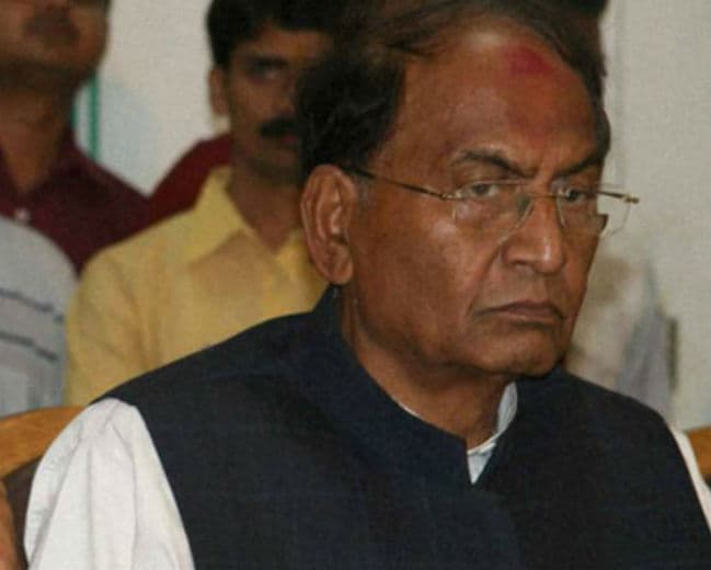 बिहार चुनाव से पहले भाजपा में घमासान, अब सीपी ठाकुर ने ठोकी सीएम पद की दावेदारी