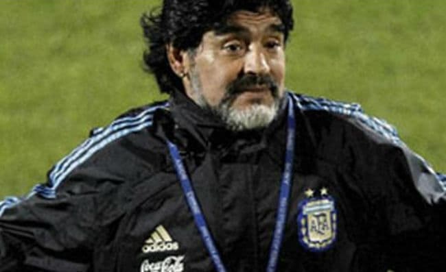 फीफा अध्यक्ष पद के लिये चुनाव लडेंगे माराडोना