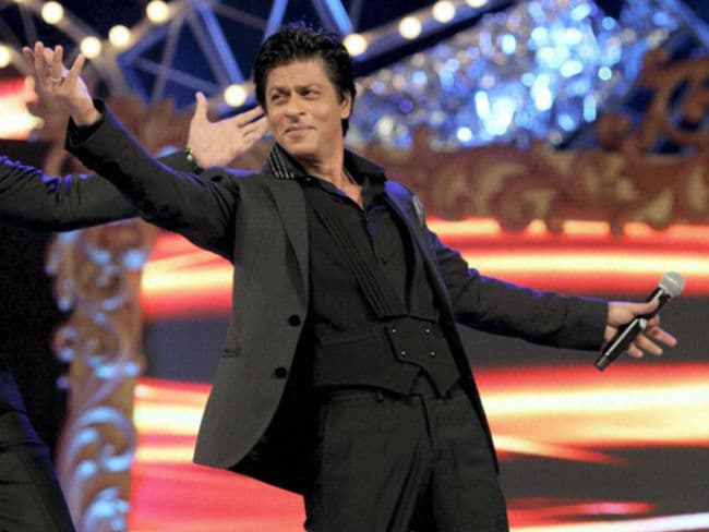 ...तो ईद पर भिडंत को लेकर तैयार हैं शाहरुख और सलमान, देखें वीडियो