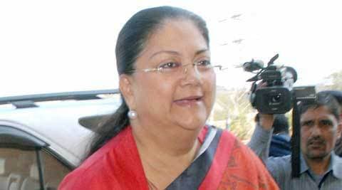 न्यूज कवरेज की हडबडी में टीवी चैनल के वाहन ने वसुंधरा राजे के काफिले के वाहन को मारी टक्कर