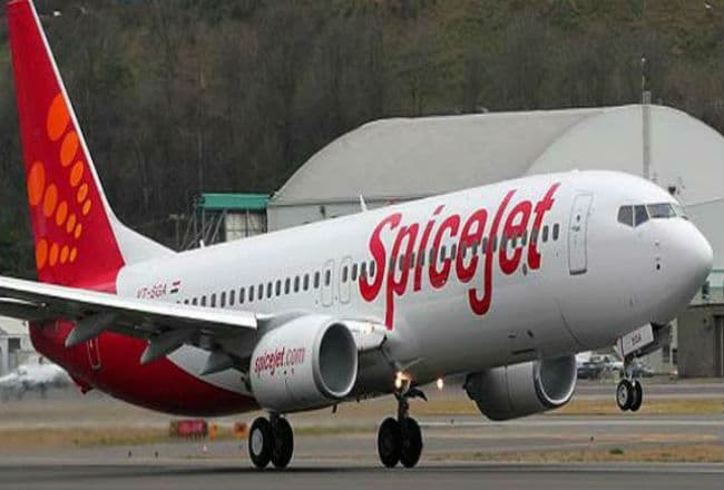 स्पाइसजेट ने टिकट रद्द करने के शुल्क में बदलाव किया