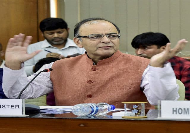 गरीबी उन्मूलन के लिए नीतिगत सुधार व सालाना 8-10 प्रतिशत की आर्थिक वृद्धि दर की जरूरत : अरुण जेटली