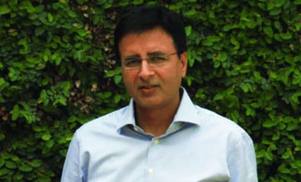 व्यापमं घोटाले में कांग्रेस ने भाजपा पर दागे दस तीर, घोटाले में सीएम शिवराज को व केंद्रीय मंत्री के रिश्तेदार को लपेटा