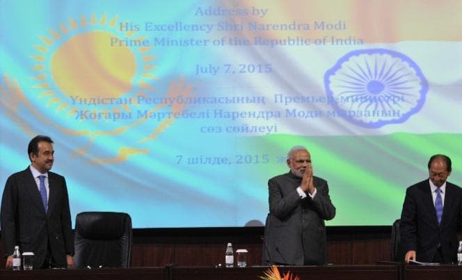 रुस में प्रधानमंत्री नरेंद्र मोदी पाक प्रधानमंत्री नवाज शरीफ और चीन के राष्ट्रपति शी चिनफिंग से करेंगे मुलाकात